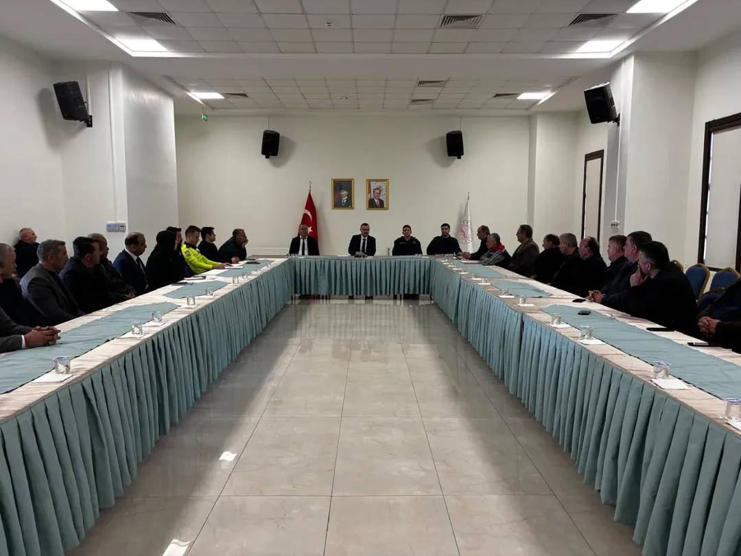 Boyabat’ta büyükbaş hayvan güvenliği toplantısı