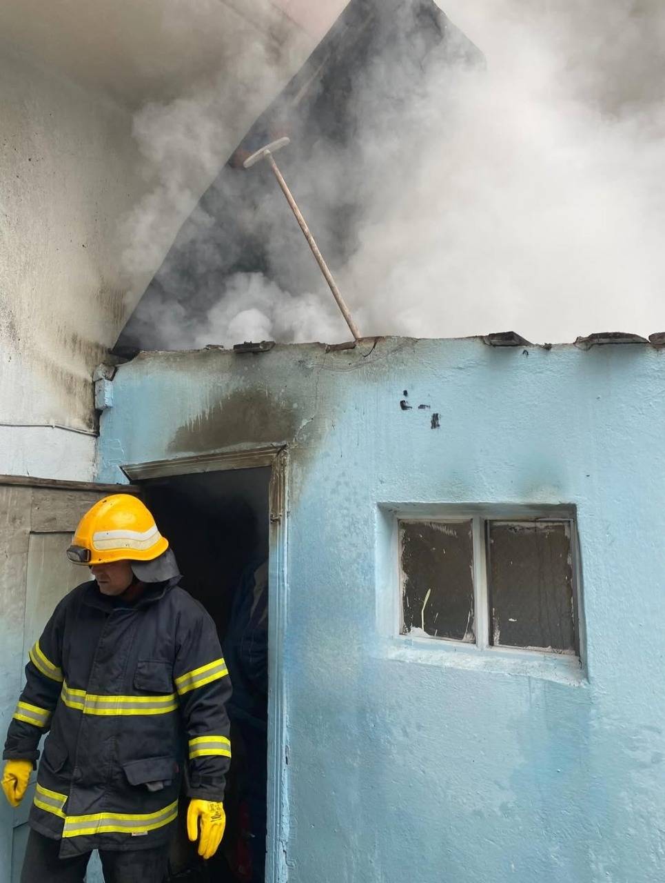 Apartmanın kazan dairesinde çıkan yangın korkuttu