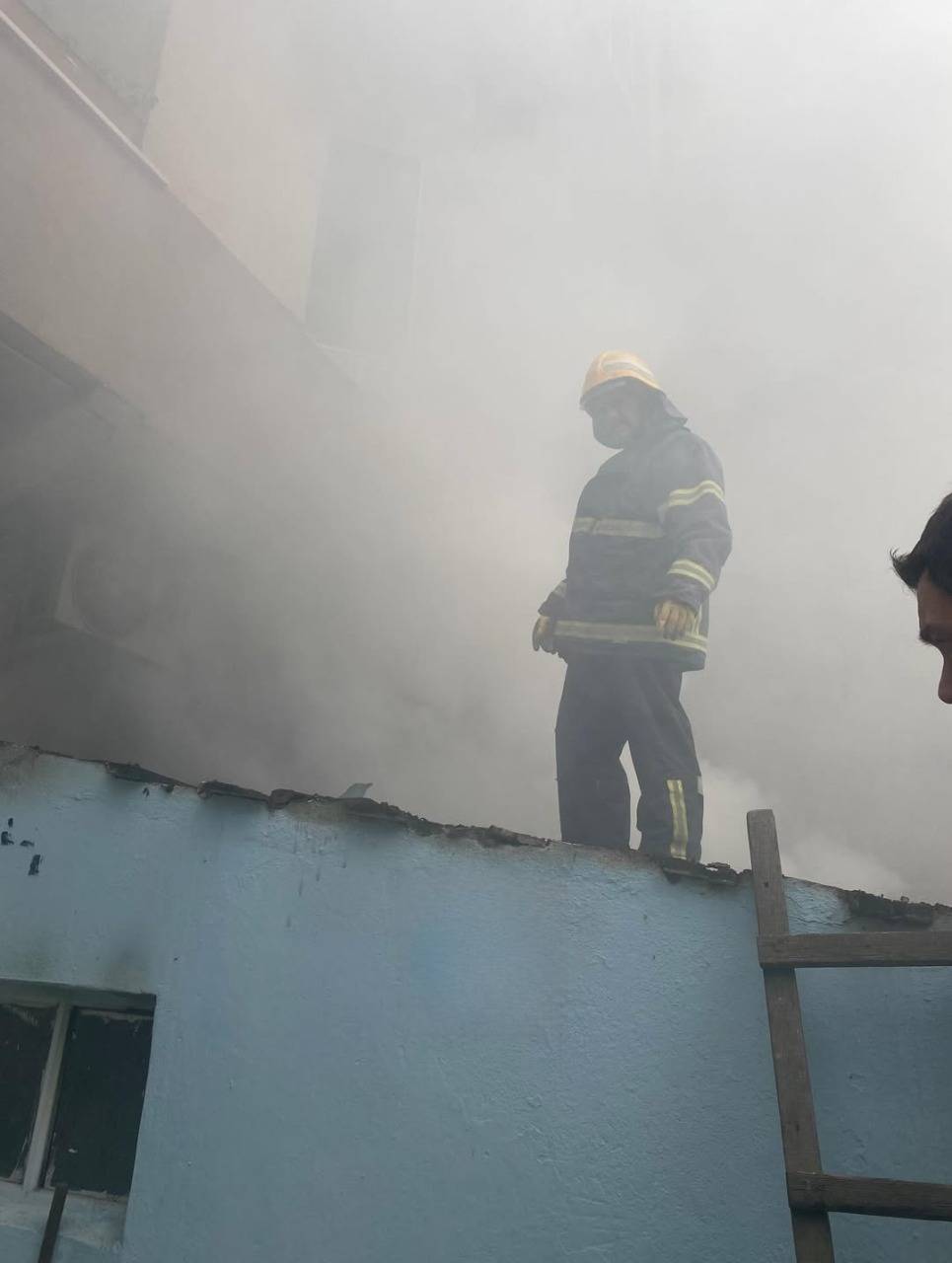 Apartmanın kazan dairesinde çıkan yangın korkuttu