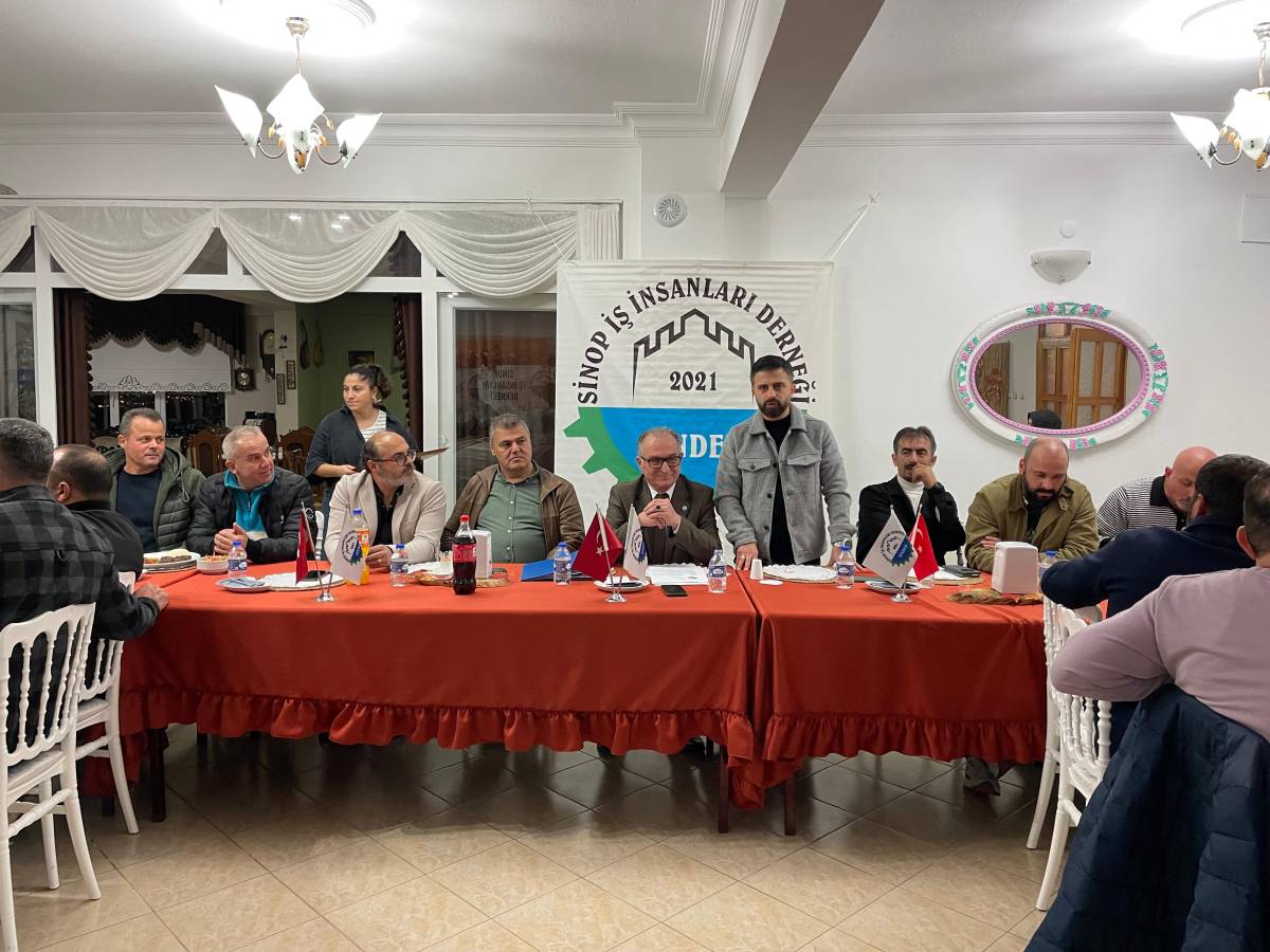 SİNDER, yemeği iş insanlarını bir araya getirdi