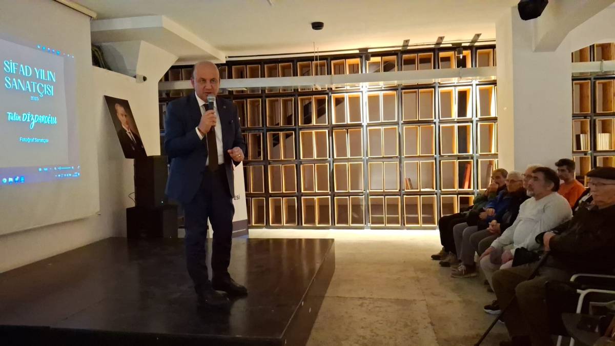 Tarihi Belediye binası yeniden inşa edilecek