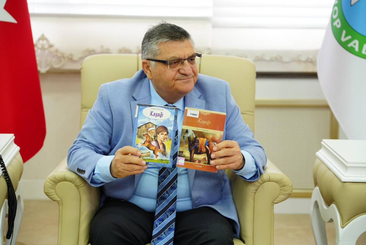 Vali Özarslan’dan çocuklara ‘Kaşağı’ sürprizi