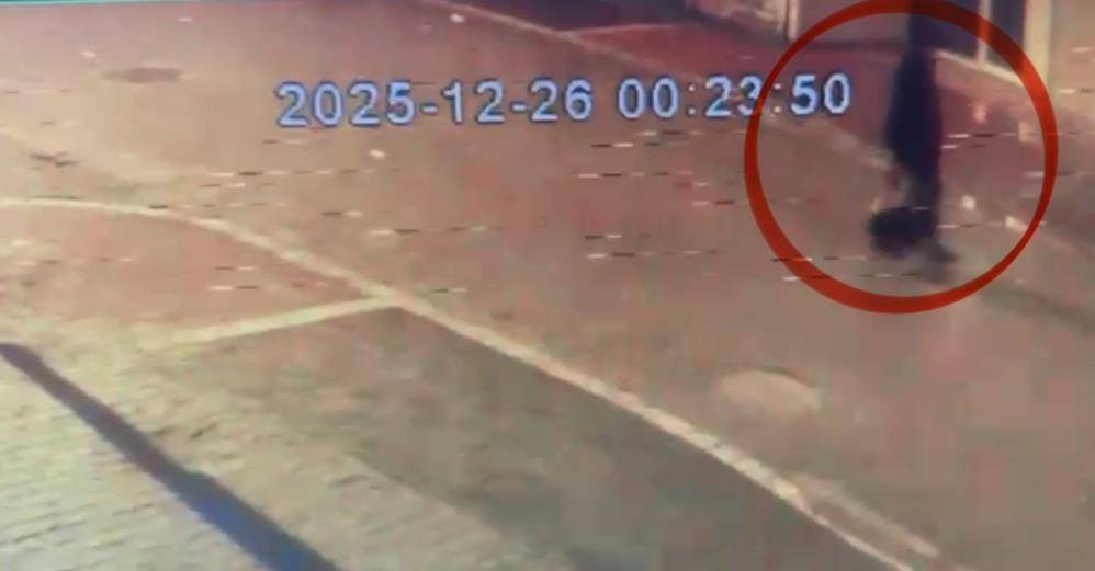 Eski kız arkadaşına uyuşturucu tuzağı kurdu, gerçeği polis ortaya çıkardı