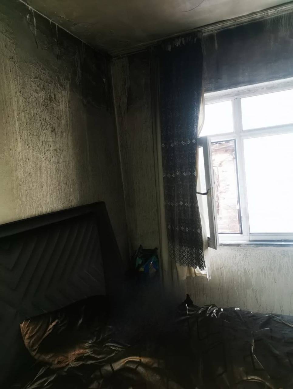 Oksijen bitince alevler teslim oldu