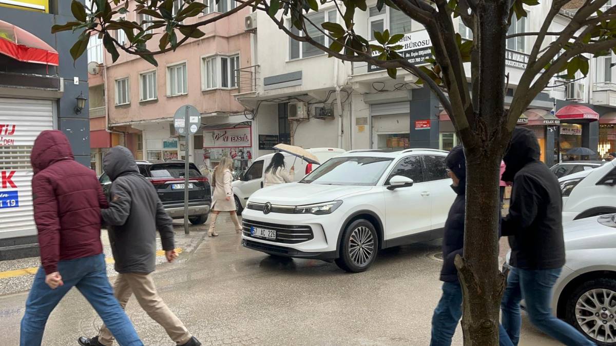 Kar bitti, güneş gitti, sıra yağmurda