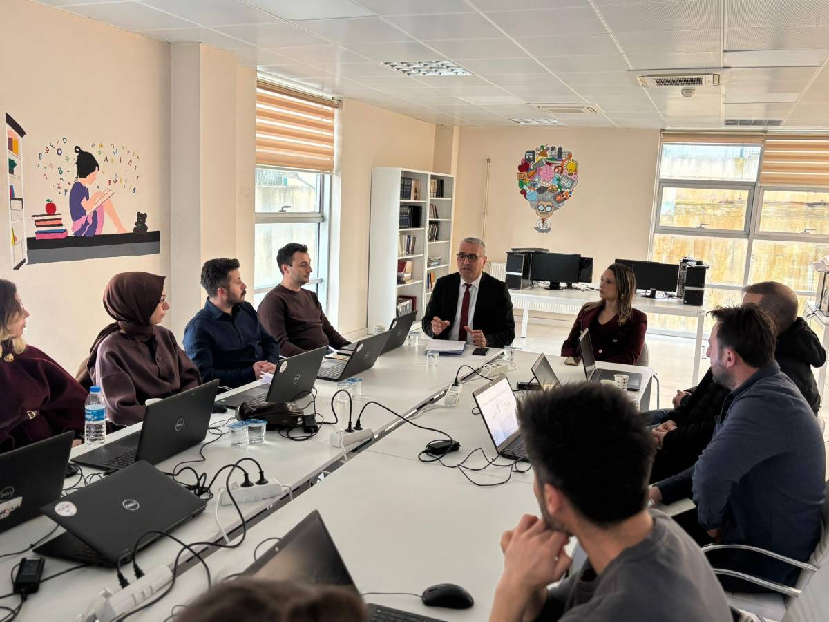 Gençlik liderlerine yapay zekâ eğitimi verildi