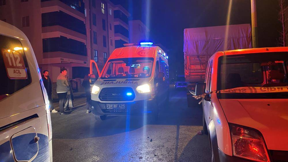 Parkta çıkan tartışma bıçaklı kavgaya dönüştü: 1 yaralı