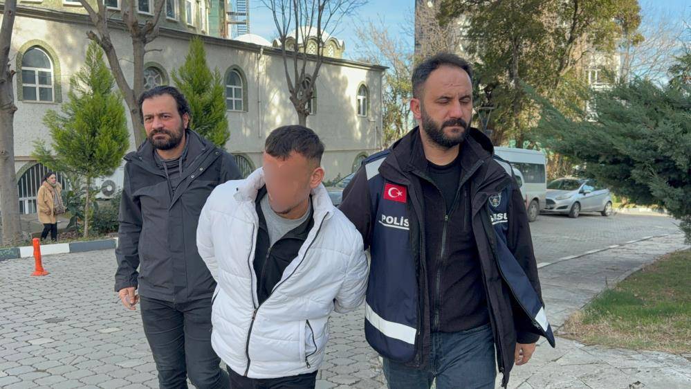 Husumetlisine ateş açtı, başkasını yaraladı