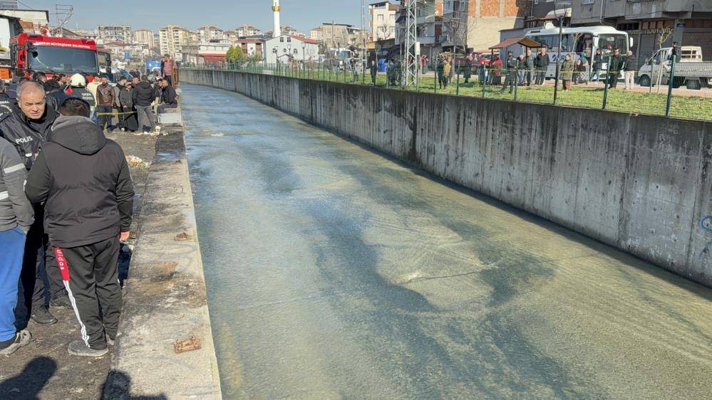 52 yaşındaki adam derede ölü bulundu