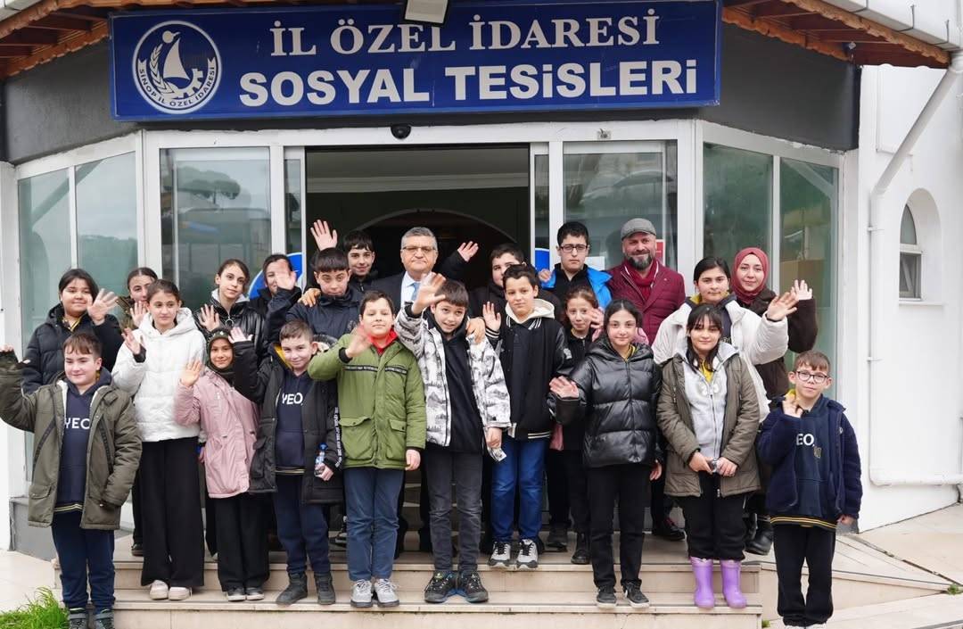 Vali Özarslan’dan öğrencilere sıcak karşılama
