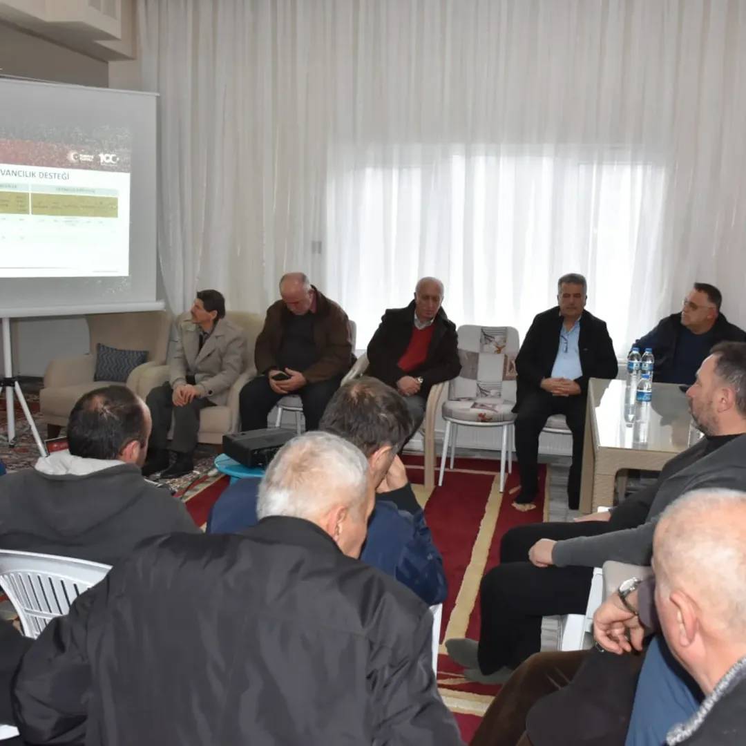 Sinop’ta çiftçilerle sahada buluşma