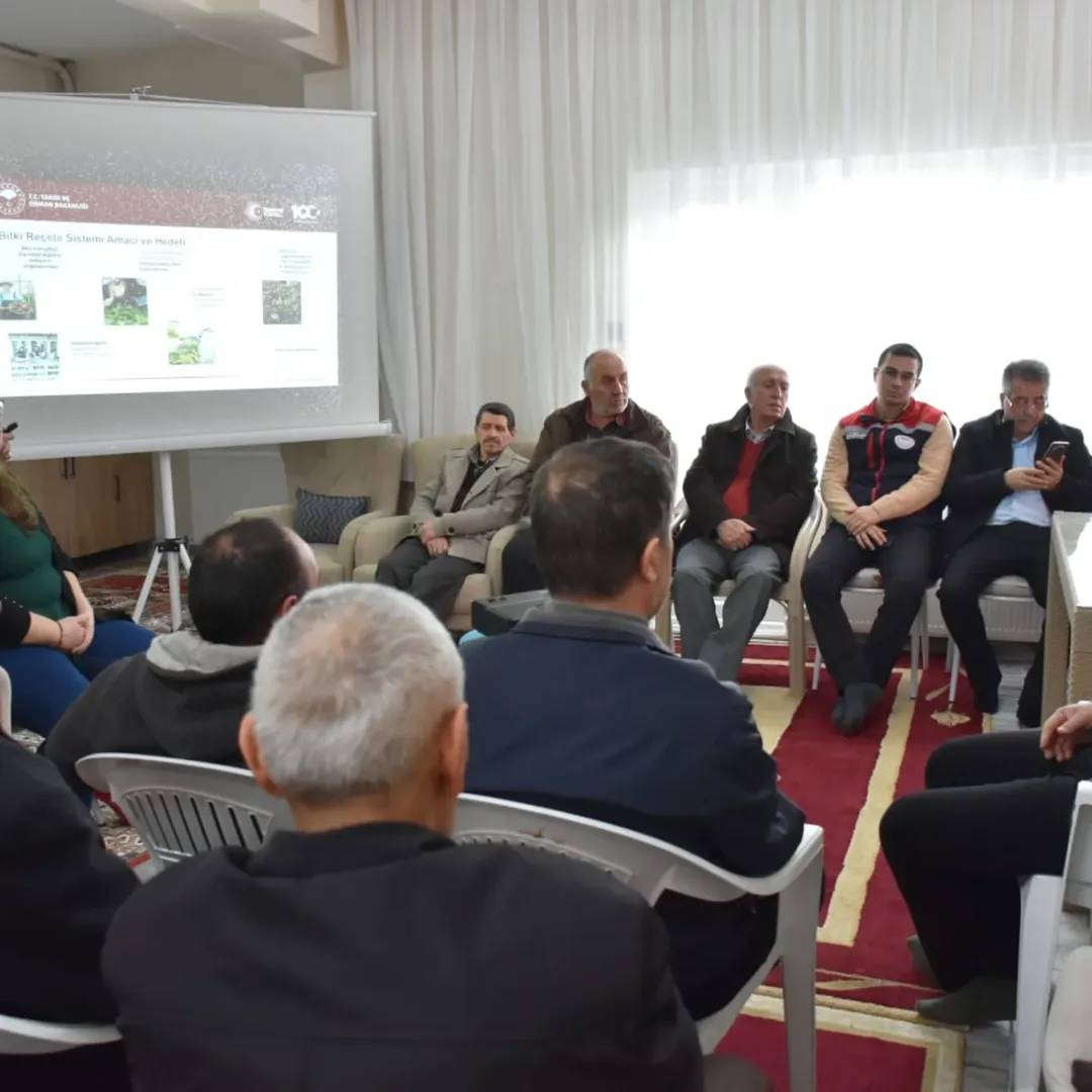 Sinop’ta çiftçilerle sahada buluşma