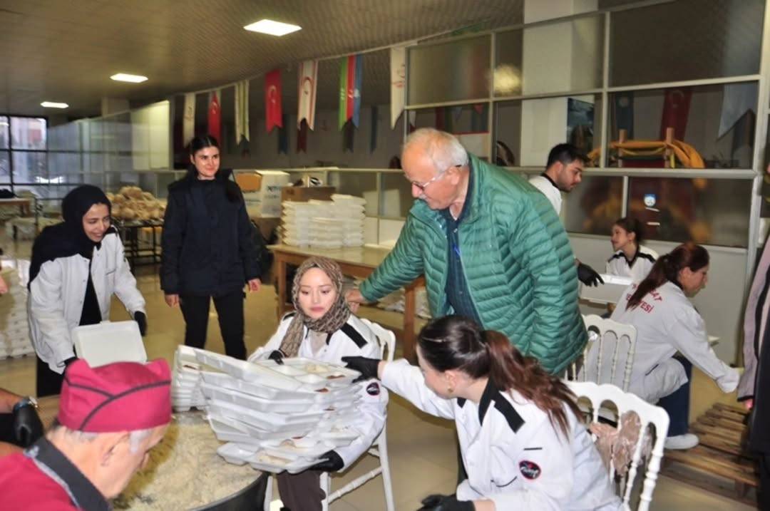 Boyabat’ta iftarın huzuru paylaşıldı