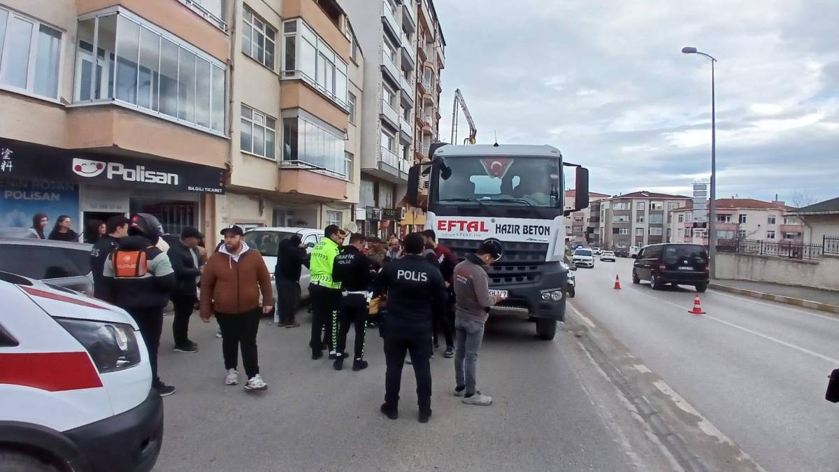 Sinop’ta feci kaza: Beton mikserinin altında sürüklenen yaşlı adam yaralandı