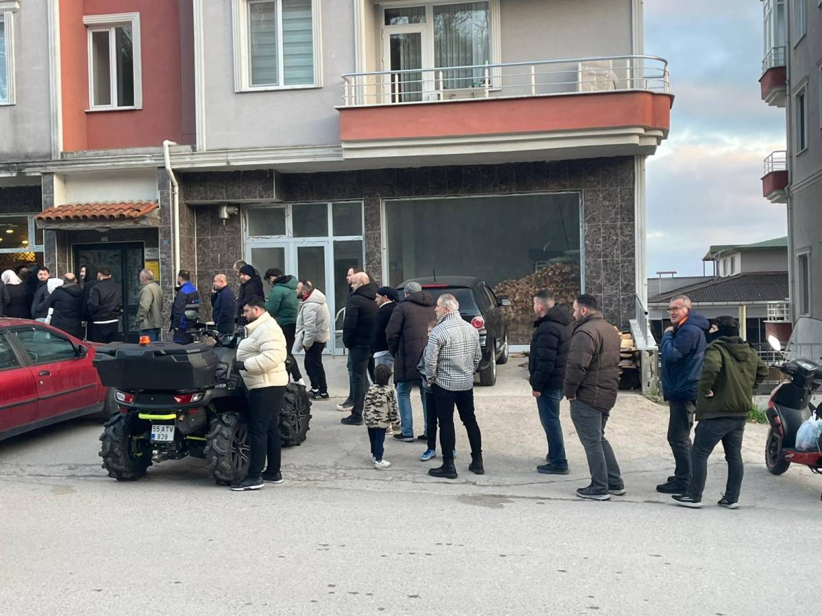 İftar öncesi Sinop’ta fırınların önü doldu