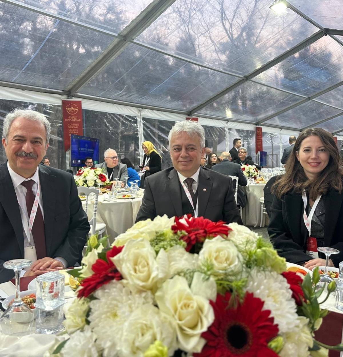 Sinop'un sağlık elçileri Sabuncuoğlu Şerefeddin ödülünü aldı