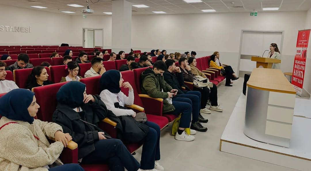 Hasta yakınlarına organ bağışının önemi anlatıldı