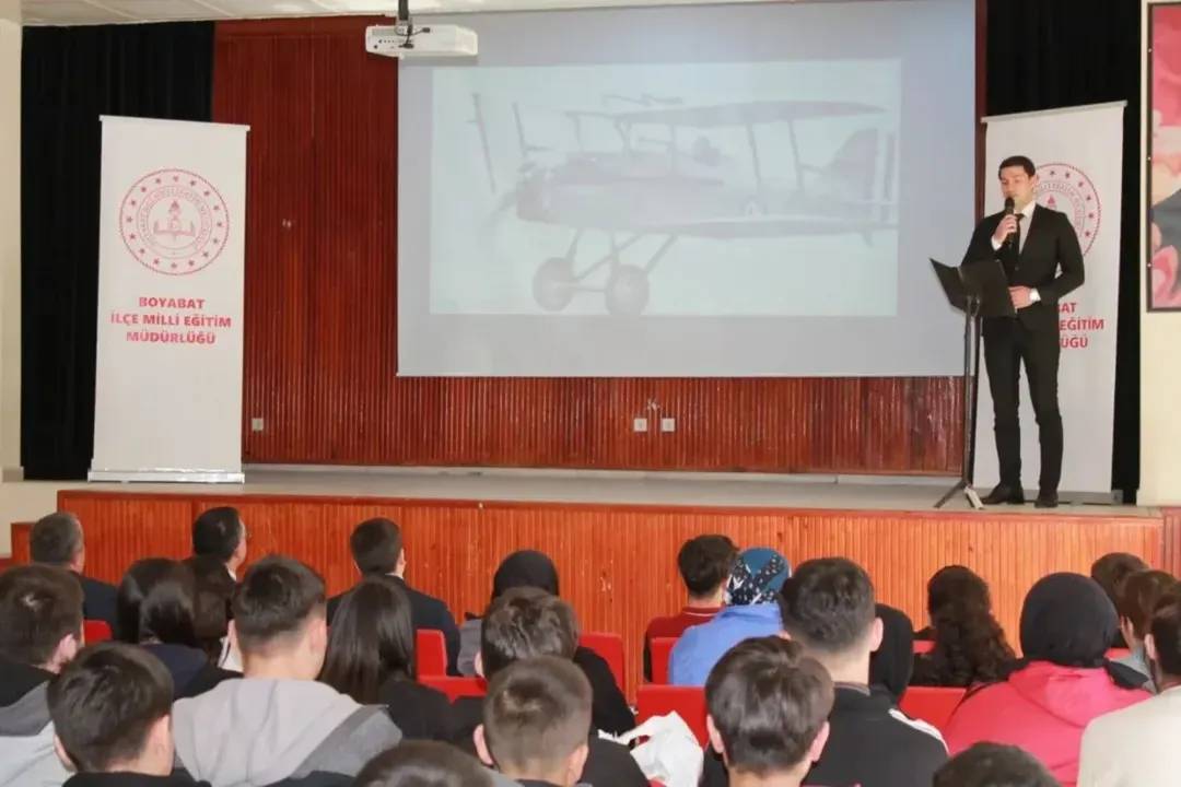 Boyabatlı Şehit Tayyareci Nuri bey anıldı