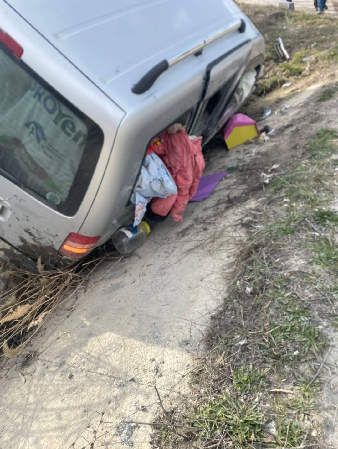 Otomobil şarampole yuvarlandı: 5 yaralı