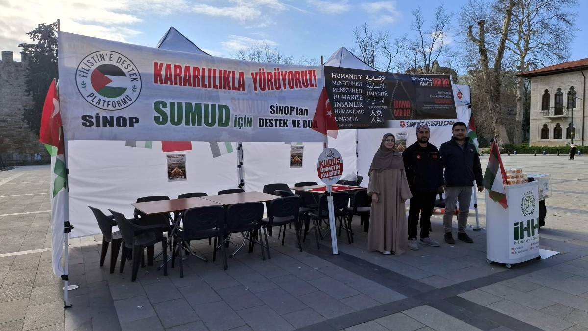 Sinop'ta Sumud Filosu'na destek amacıyla 