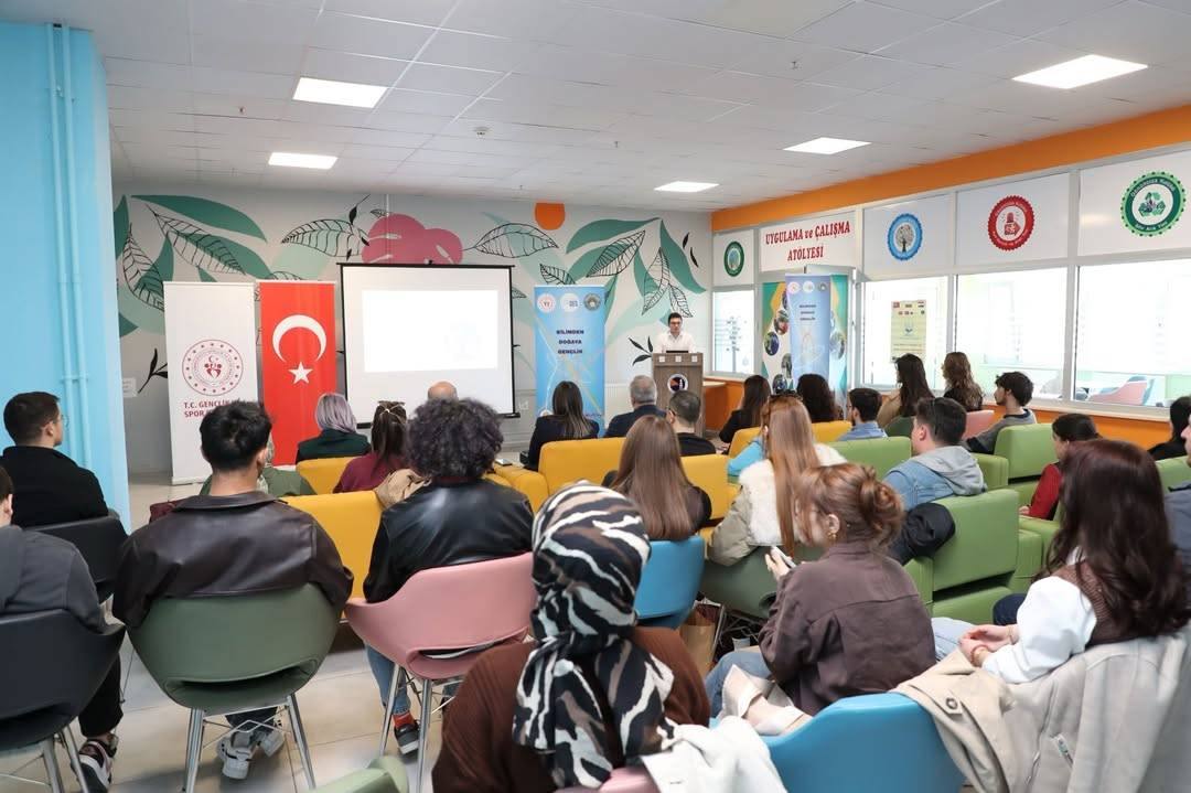Sinop Üniversitesi’nde “Bilimden Doğaya Gençlik” projesi başladı