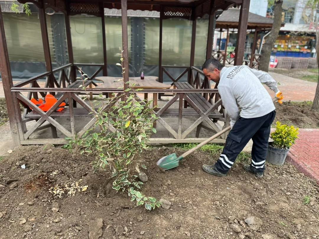 Boyabat'ta park ve bahçeler güzelleşiyor