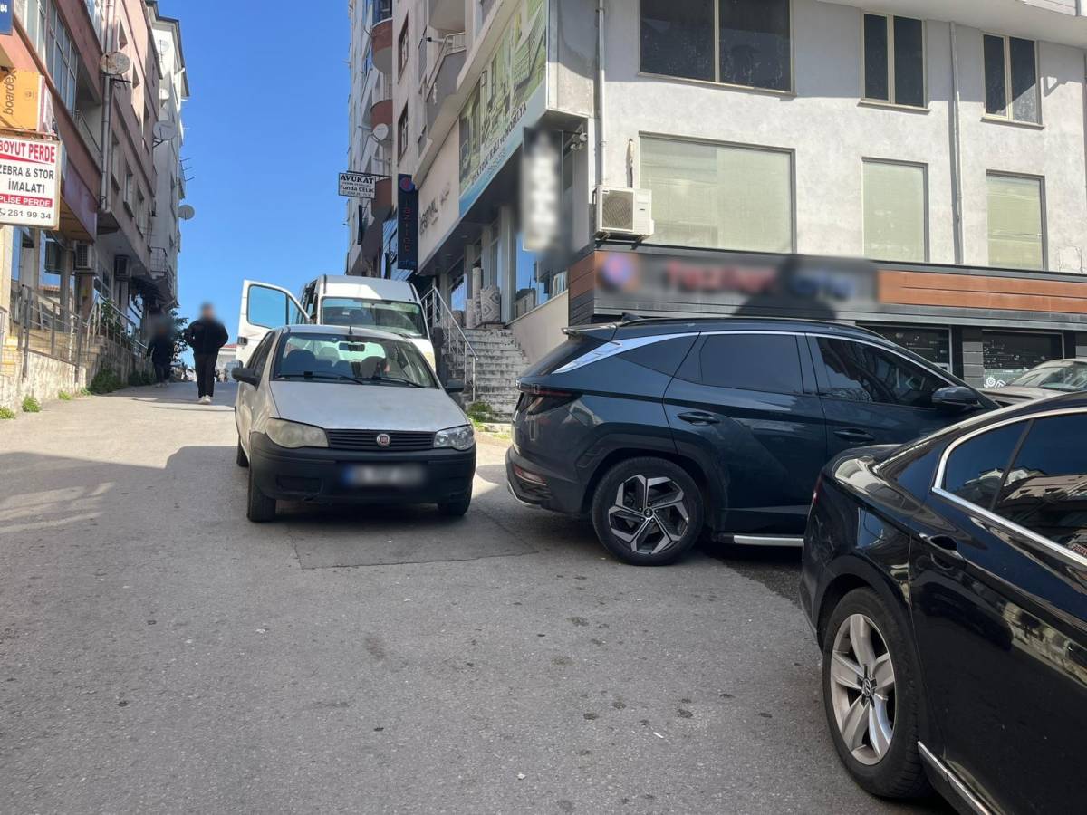 Sorumsuz park yolu daralttı