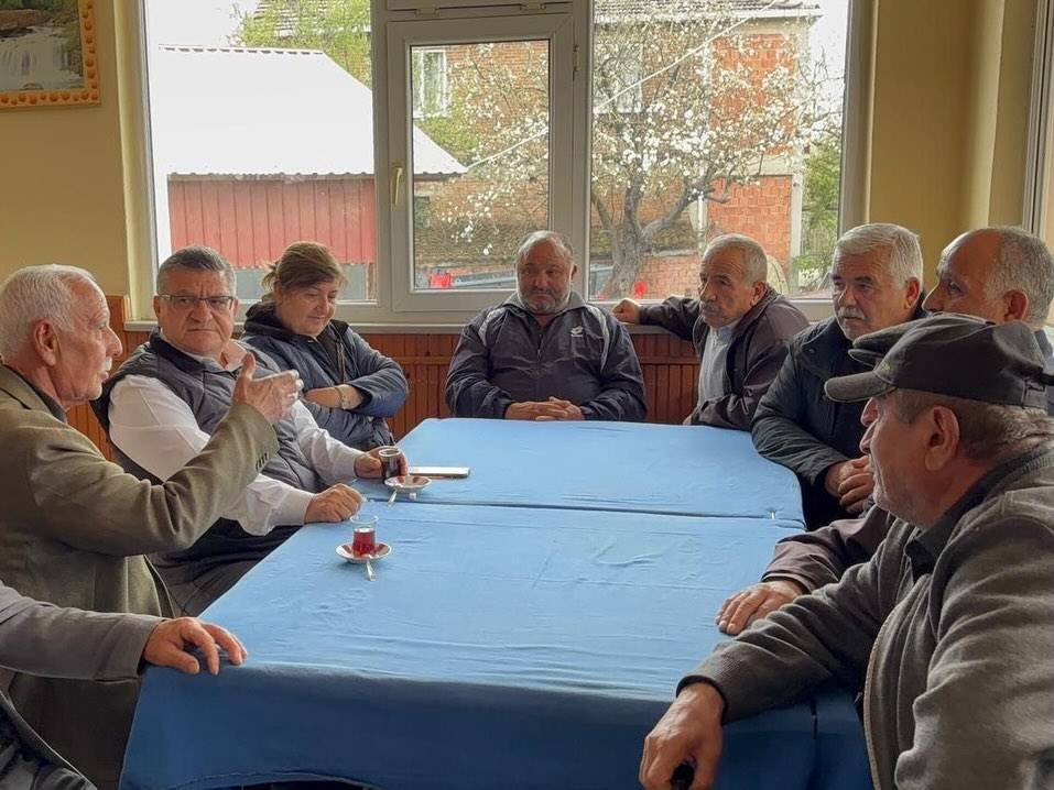 Vali Özarslan'dan Erfelek çıkarması: Talepleri tek tek not aldı