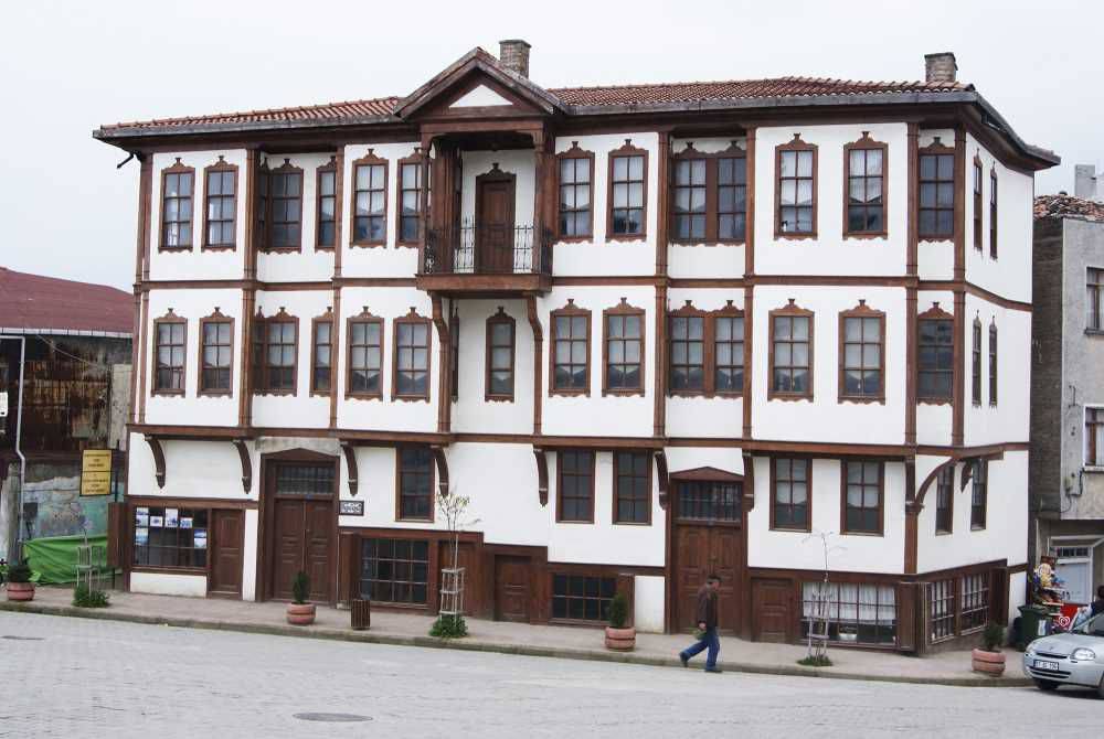 Sinop’ta kültür hamlesi: 3 tarihi yapı kütüphane oluyor